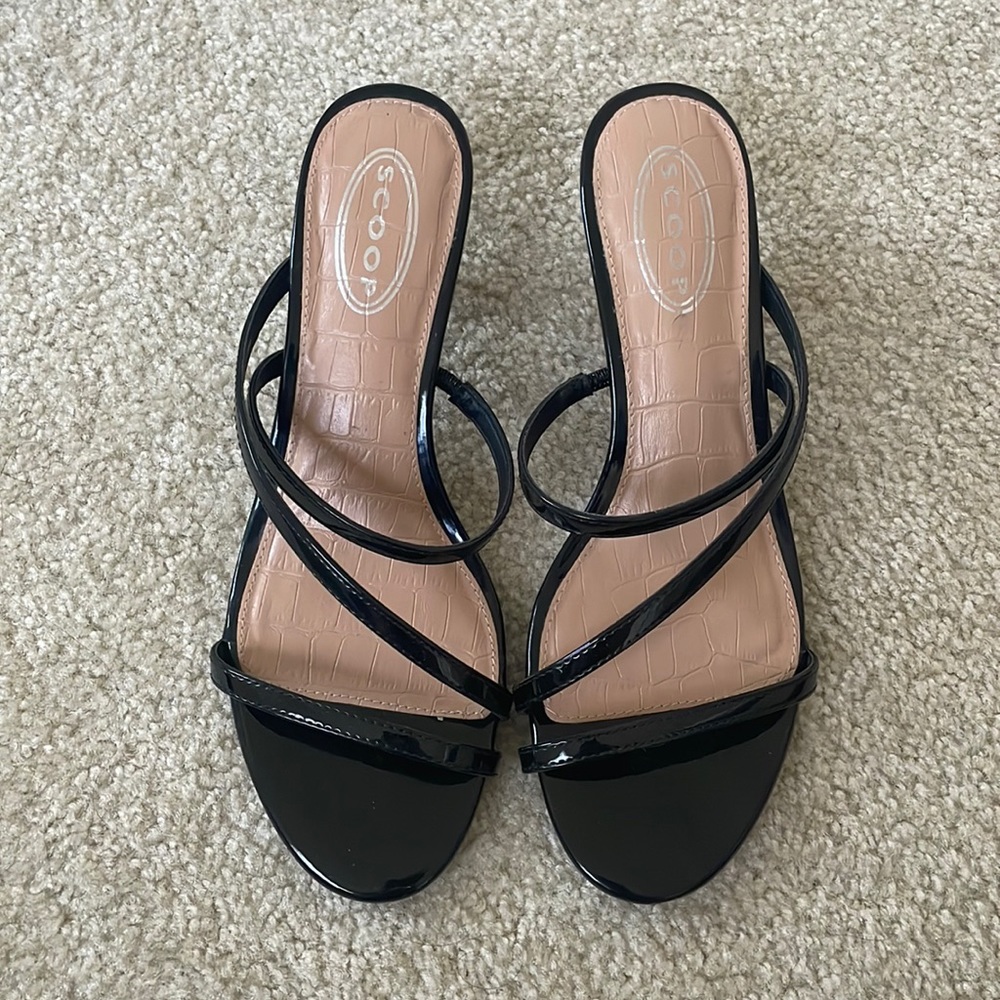 NWOT Black Kitten Heel Sandal